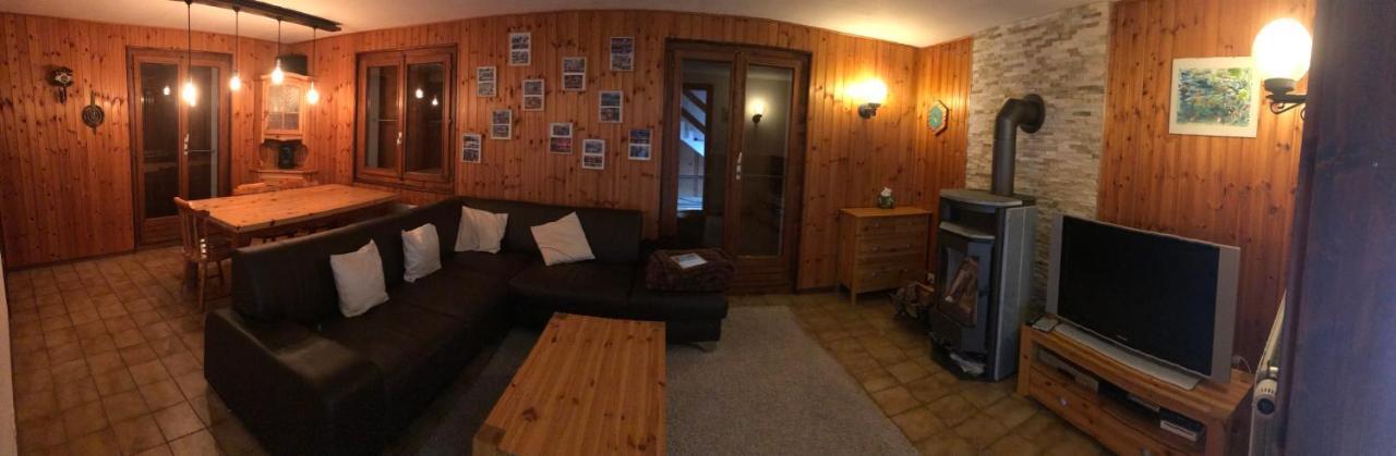 Chalet Lé Fèrtin La Tzoumaz Esterno foto